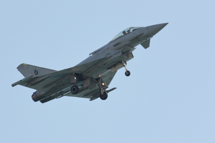 Marina di Grosseto air show 2017, [it]dimostrazione dell' Eurofighter 2000 [en]demonstration in flight for the Eurofighter 2000